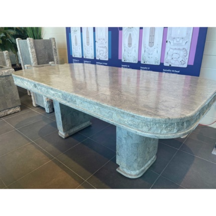 Manhattan Style Spisebord med steinoverflate